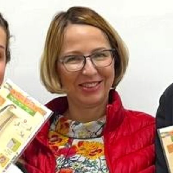 Meet your Posher, Libby - Picture 2 of 2